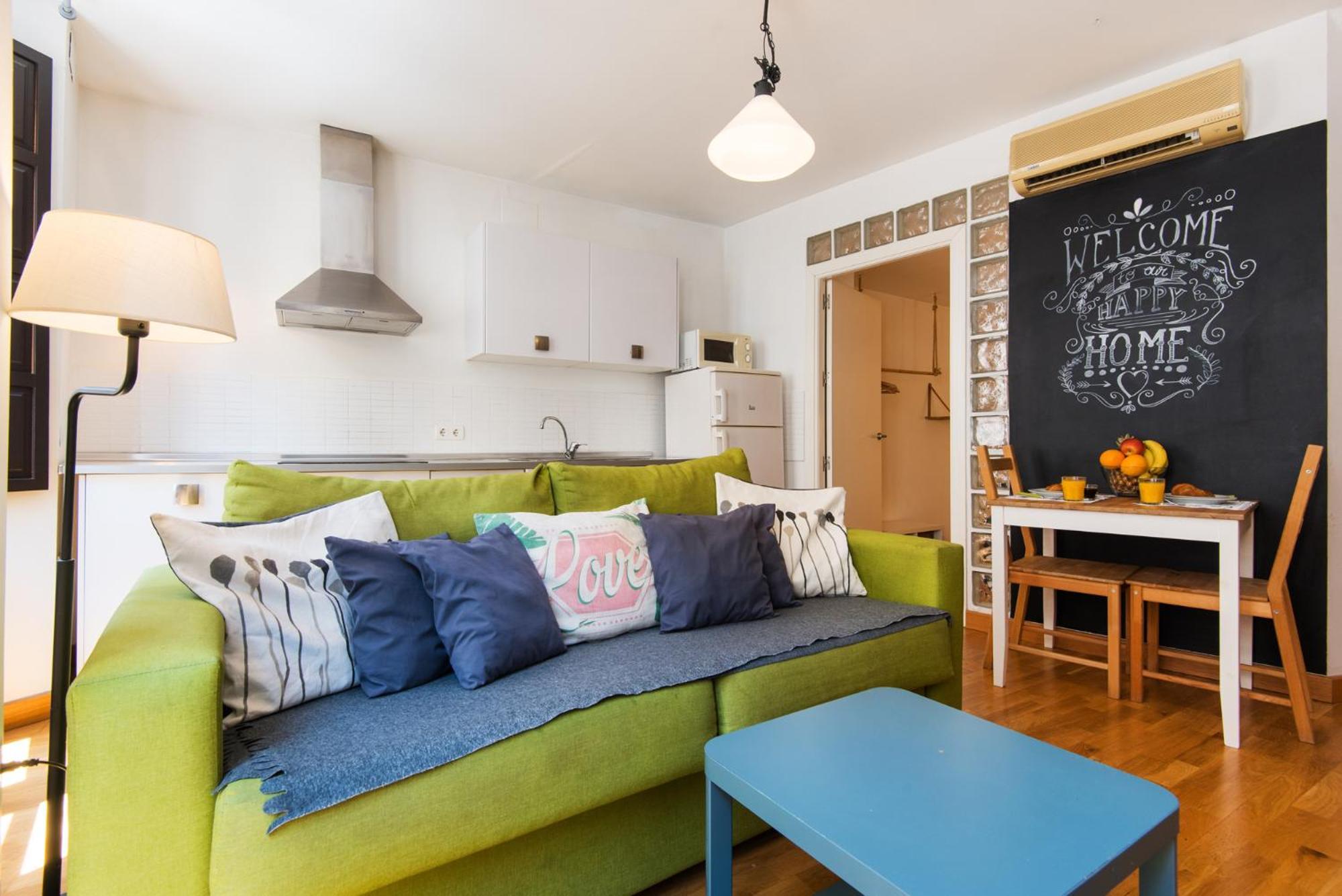 El Balcon Del Pintor, The Best Option In The Historic Center Of Malaga Apartment Exterior photo